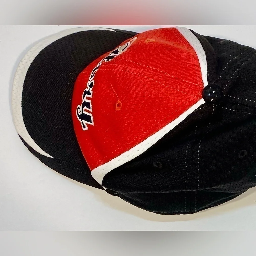 AGUSTA SPORTSWEAR BLACK AND RED WITH INSIGNIA GLORY CAP/HAT